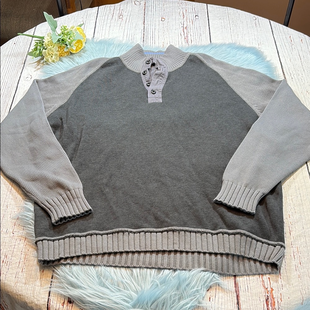 Tommy Bahama Quarter Button Grey Pullover Sweater sz L